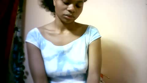 sourayaa online show from 06-22-26, 04:31
