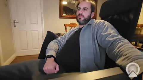 Snapshot of south_african_man_86 chatting on 02-09-25, 11:15 south_african_man_86 online show from 02-09-25, 11:15