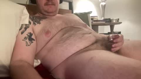 Snapshot of southern_bate_cub chatting on 01-22-25, 02:15 southern_bate_cub online show from 01-22-25, 02:15