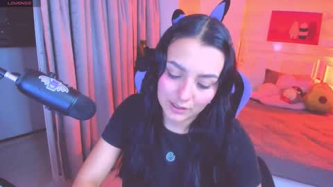 Lili online show from 02-19-26, 11:45