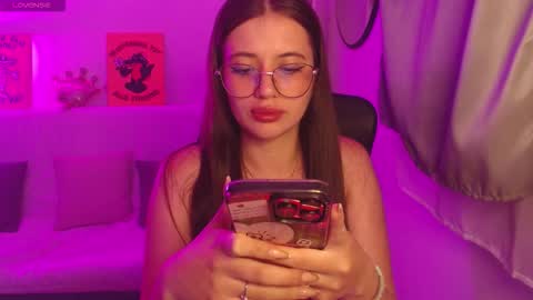 Snapshot of soy_abbyy chatting on 10-02-25, 02:40 Abby online show from 10-02-25, 02:40