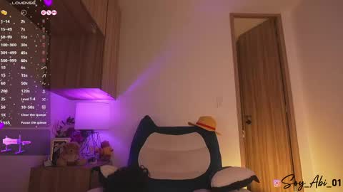 Snapshot of soy_abi_ chatting on 04-18-26, 12:47 Tati Open pvt online show from 04-18-26, 12:47
