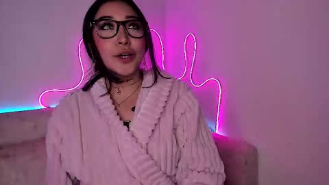 Snapshot of soy_camila_ chatting on 02-12-25, 08:06 soy_camila_ online show from 02-12-25, 08:06