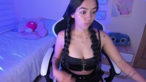 soy_gabrielaa online show from 05-21-26, 10:22