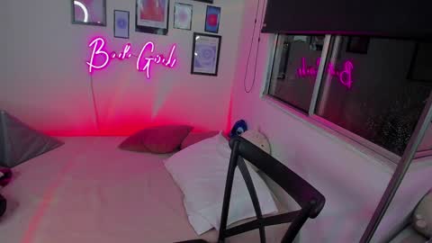 Nicki OF  online show from 12-25-24, 12:16