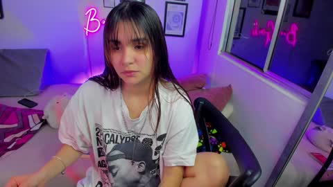Nicki OF  online show from 12-30-24, 02:20