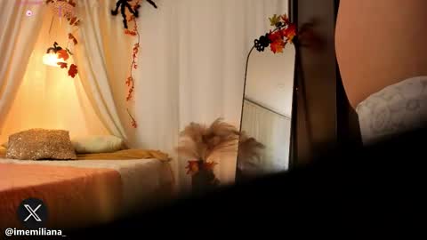 Snapshot of soyemi_ chatting on 10-24-25, 01:35 25 online show from 10-24-25, 01:35