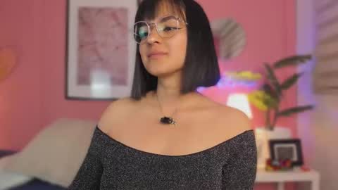 Aleja online show from 10-24-25, 07:16