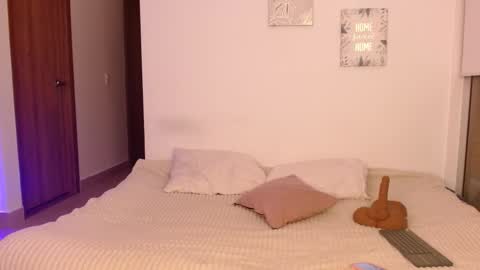      online show from 03-16-26, 01:55