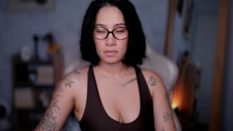 brisa  s online show from 06-19-26, 07:39