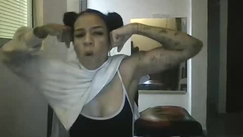 soytumadanme1 online show from 10-02-25, 01:23