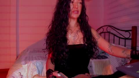 Snapshot of soyvane chatting on 03-29-26, 04:56 VANESSA online show from 03-29-26, 04:56