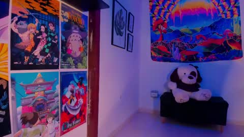 Snapshot of space__kittyy chatting on 03-07-25, 01:20 Val online show from 03-07-25, 01:20