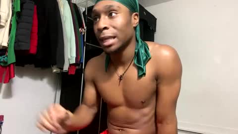 Snapshot of spacepaa chatting on 01-15-25, 01:23 orezz online show from 01-15-25, 01:23