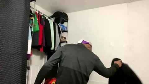 Snapshot of spacepaa chatting on 01-23-25, 12:46 orezz online show from 01-23-25, 12:46