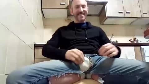 Manu  online show from 12-26-24, 01:10