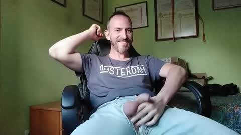 Snapshot of spanishharddick chatting on 10-05-25, 09:07 Manu online show from 10-05-25, 09:07