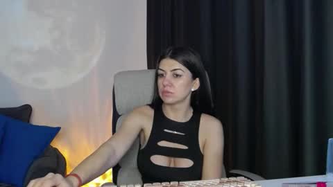 sparkly_eve online show from 02-06-26, 02:53