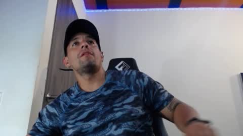     online show from 02-18-25, 06:04