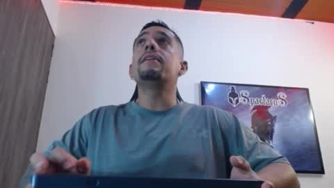     online show from 12-22-25, 05:15