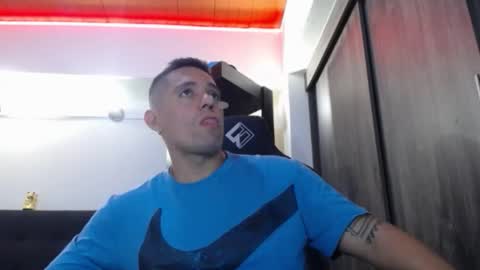 Snapshot of spartacus_cam chatting on 03-01-26, 05:20 online show from 03-01-26, 05:20