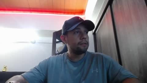 Snapshot of spartacus_cam chatting on 03-17-26, 05:00 online show from 03-17-26, 05:00