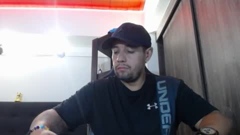 Snapshot of spartacus_cam chatting on 03-18-26, 04:59 online show from 03-18-26, 04:59