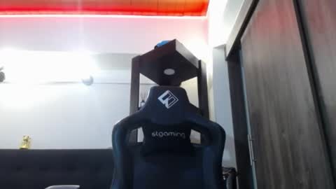 Snapshot of spartacus_cam chatting on 03-19-26, 05:11 online show from 03-19-26, 05:11