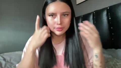 specialgirlxxx online show from 06-23-26, 07:39