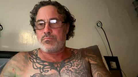 Snapshot of specter1972 chatting on 11-09-25, 01:37 specter1972 online show from 11-09-25, 01:37