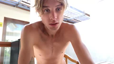 Snapshot of specter_of_cummunism chatting on 03-15-26, 02:06 Sasha -- online show from 03-15-26, 02:06