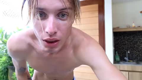 Snapshot of specter_of_cummunism chatting on 03-21-26, 08:19 Sasha -- online show from 03-21-26, 08:19