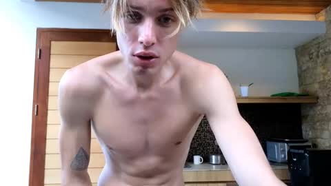 Snapshot of specter_of_cummunism chatting on 03-22-26, 11:30 Sasha -- online show from 03-22-26, 11:30