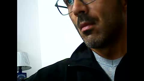 Snapshot of speed0800 chatting on 10-06-25, 11:24 Speed online show from 10-06-25, 11:24