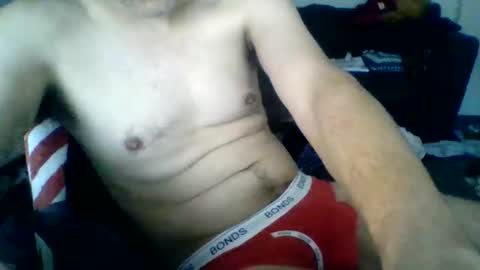 Snapshot of speedos_undies chatting on 05-28-26, 12:30 speedos_undies online show from 05-28-26, 12:30