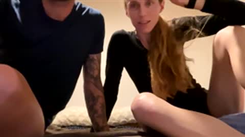 Cycling Couple online show from 01-10-26, 04:47