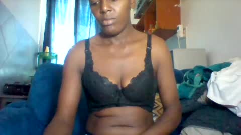 Snapshot of spenser_2 chatting on 07-28-26, 12:01 spenser online show from 07-28-26, 12:01