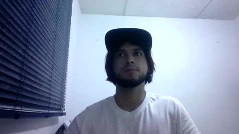 sperm_donor94 online show from 05-12-26, 05:04