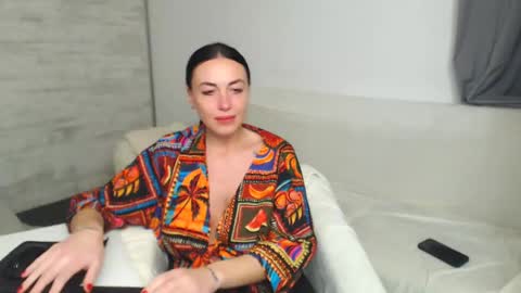 Carla online show from 12-02-24, 06:32
