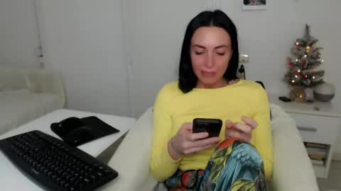 Carla online show from 12-22-24, 05:53