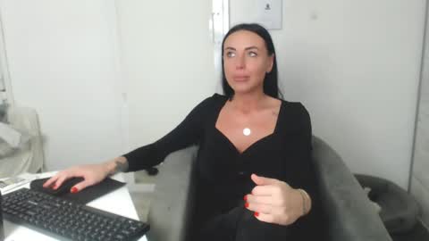 Carla online show from 02-28-25, 08:39