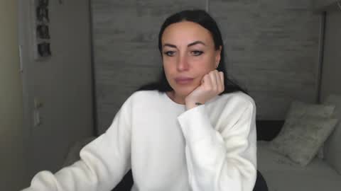 Carla online show from 05-17-26, 03:08