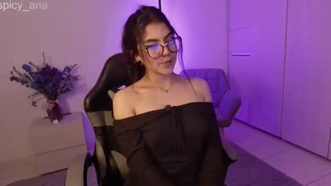 Snapshot of spicy_ana chatting on 08-06-26, 05:48 spicy_ana online show from 08-06-26, 05:48