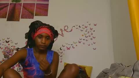Snapshot of spicy_angels chatting on 05-03-26, 09:48 Quinter Cheeky online show from 05-03-26, 09:48