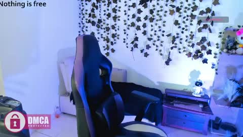 Snapshot of spicydollx_1 chatting on 05-08-26, 03:17 Geraldin online show from 05-08-26, 03:17