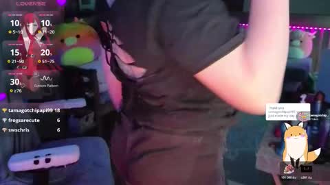 Snapshot of spicyhotjuicypickles chatting on 10-24-25, 08:00 spicypickles online show from 10-24-25, 08:00
