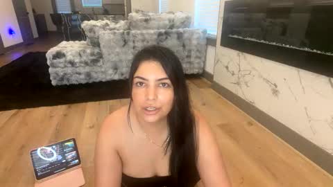 Snapshot of spicymami0333 chatting on 11-09-25, 11:03 spicymami0333 online show from 11-09-25, 11:03