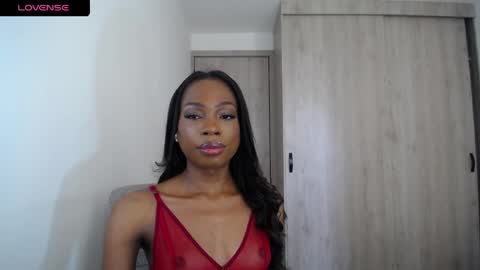Snapshot of spicyseducer chatting on 04-09-26, 05:07 Reychell Millan online show from 04-09-26, 05:07