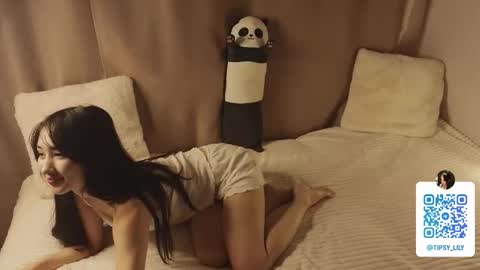 Snapshot of spicyyuki chatting on 11-04-25, 06:18 Tipsy online show from 11-04-25, 06:18