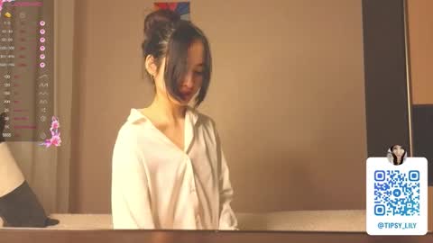 Snapshot of spicyyuki chatting on 03-24-26, 04:12 Tipsy online show from 03-24-26, 04:12